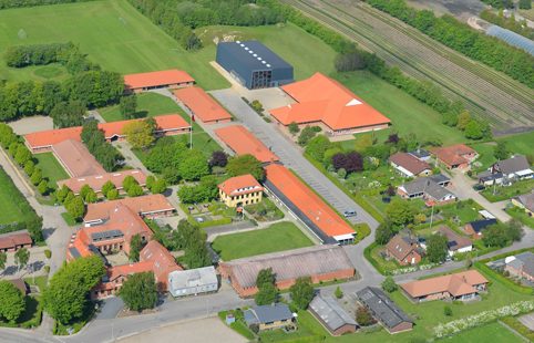 Det lille verdensrum i efterskolens arme
